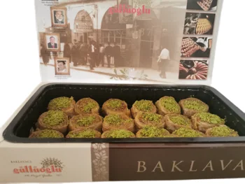 Palace Roll Baklava su Graikinių riešutų, Apytiksl. 15-18 gabaliukai (500 gr - 1.1 lb), 1 Paketas