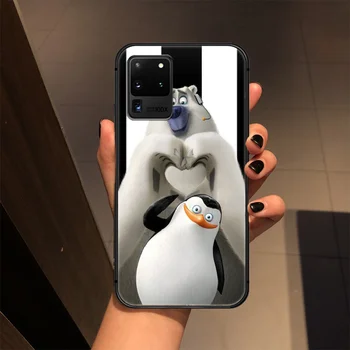 Į Madagaskaro Pingvinai Telefono Padengti Korpuso Samsung Galaxy S 6 7 8 9 10 e 20 krašto uitra Pastaba 8 9 10 plius juodas apvalkalas